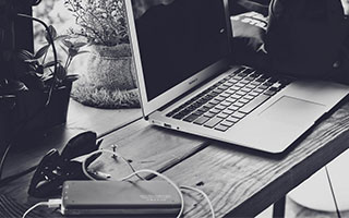 姆巴佩被换下那刻全场愣住，理由更人都看傻了越扒越有